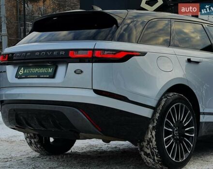 Серый Ленд Ровер Рендж Ровер Велар, объемом двигателя 2 л и пробегом 45 тыс. км за 49499 $, фото 21 на Automoto.ua