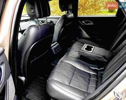 Серый Ленд Ровер Рендж Ровер Велар, объемом двигателя 2 л и пробегом 84 тыс. км за 44044 $, фото 10 на Automoto.ua