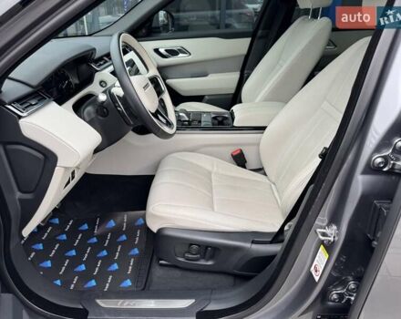 Серый Ленд Ровер Рендж Ровер Велар, объемом двигателя 2 л и пробегом 14 тыс. км за 58700 $, фото 20 на Automoto.ua