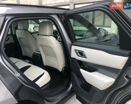 Серый Ленд Ровер Рендж Ровер Велар, объемом двигателя 2 л и пробегом 24 тыс. км за 63000 $, фото 5 на Automoto.ua