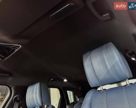 Сірий Ленд Ровер Рендж Ровер Велар, об'ємом двигуна 2 л та пробігом 69 тис. км за 55900 $, фото 14 на Automoto.ua