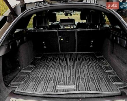 Серый Ленд Ровер Рендж Ровер Велар, объемом двигателя 2 л и пробегом 84 тыс. км за 44044 $, фото 2 на Automoto.ua