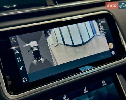 Сірий Ленд Ровер Рендж Ровер Велар, об'ємом двигуна 2 л та пробігом 69 тис. км за 55900 $, фото 20 на Automoto.ua