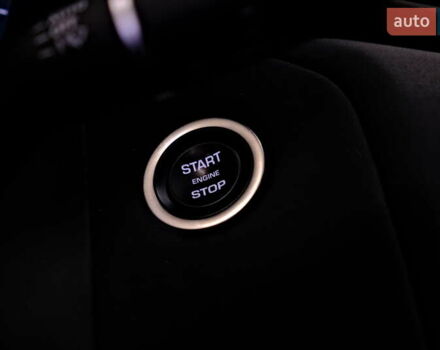 Сірий Ленд Ровер Рендж Ровер Велар, об'ємом двигуна 2 л та пробігом 25 тис. км за 64900 $, фото 33 на Automoto.ua