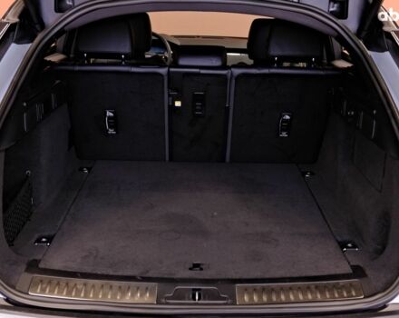 Серый Ленд Ровер Рендж Ровер Велар, объемом двигателя 2 л и пробегом 25 тыс. км за 64900 $, фото 8 на Automoto.ua