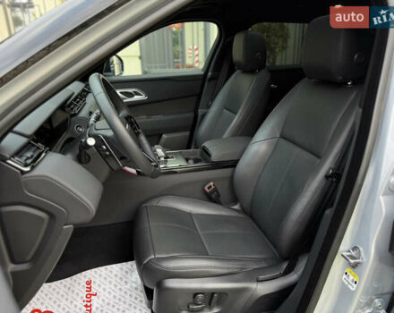Сірий Ленд Ровер Рендж Ровер Велар, об'ємом двигуна 2 л та пробігом 22 тис. км за 74900 $, фото 30 на Automoto.ua