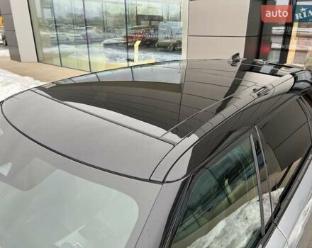 Сірий Ленд Ровер Рендж Ровер Велар, об'ємом двигуна 2 л та пробігом 24 тис. км за 69900 $, фото 32 на Automoto.ua