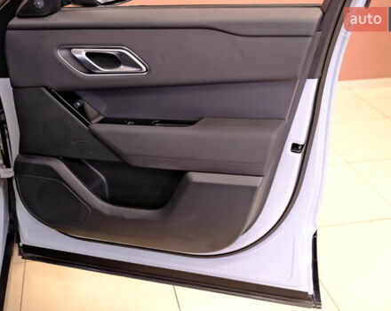 Сірий Ленд Ровер Рендж Ровер Велар, об'ємом двигуна 2 л та пробігом 25 тис. км за 64900 $, фото 55 на Automoto.ua