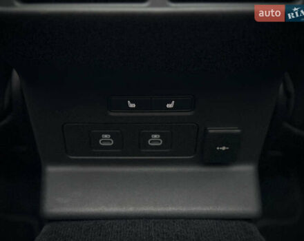 Сірий Ленд Ровер Рендж Ровер Велар, об'ємом двигуна 2 л та пробігом 22 тис. км за 74900 $, фото 36 на Automoto.ua
