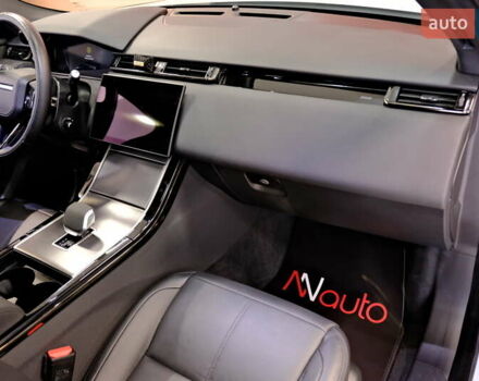 Сірий Ленд Ровер Рендж Ровер Велар, об'ємом двигуна 2 л та пробігом 25 тис. км за 64900 $, фото 57 на Automoto.ua