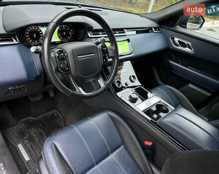 Синий Ленд Ровер Рендж Ровер Велар, объемом двигателя 2 л и пробегом 123 тыс. км за 33700 $, фото 68 на Automoto.ua