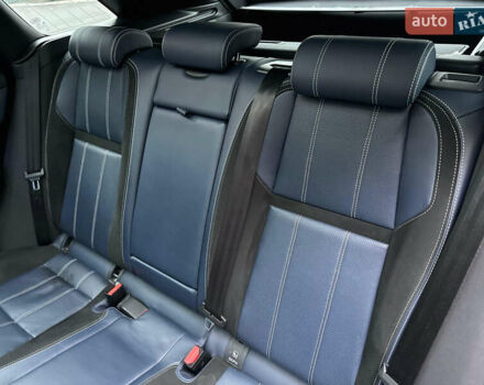 Синий Ленд Ровер Рендж Ровер Велар, объемом двигателя 2 л и пробегом 123 тыс. км за 33700 $, фото 50 на Automoto.ua