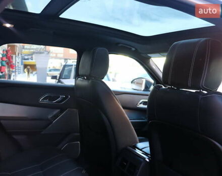 Синий Ленд Ровер Рендж Ровер Велар, объемом двигателя 2 л и пробегом 128 тыс. км за 31900 $, фото 43 на Automoto.ua