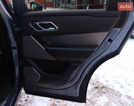 Синий Ленд Ровер Рендж Ровер Велар, объемом двигателя 2 л и пробегом 128 тыс. км за 31900 $, фото 44 на Automoto.ua