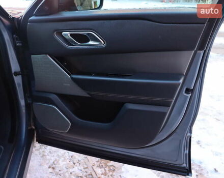 Синий Ленд Ровер Рендж Ровер Велар, объемом двигателя 2 л и пробегом 128 тыс. км за 31900 $, фото 48 на Automoto.ua