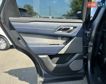 Синий Ленд Ровер Рендж Ровер Велар, объемом двигателя 2 л и пробегом 91 тыс. км за 38000 $, фото 19 на Automoto.ua