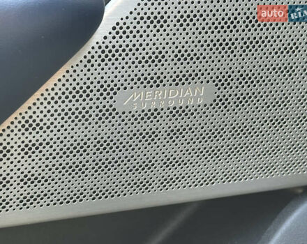 Синий Ленд Ровер Рендж Ровер Велар, объемом двигателя 2 л и пробегом 91 тыс. км за 38000 $, фото 6 на Automoto.ua