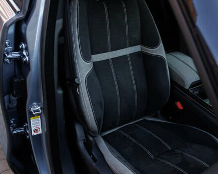 Синій Ленд Ровер Рендж Ровер Велар, об'ємом двигуна 2 л та пробігом 113 тис. км за 38999 $, фото 49 на Automoto.ua