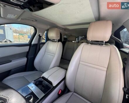 Синий Ленд Ровер Рендж Ровер Велар, объемом двигателя 2 л и пробегом 103 тыс. км за 37700 $, фото 64 на Automoto.ua