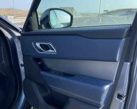 Синій Ленд Ровер Рендж Ровер Велар, об'ємом двигуна 2 л та пробігом 102 тис. км за 45000 $, фото 15 на Automoto.ua