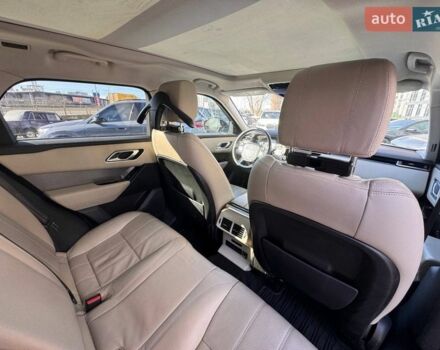 Синий Ленд Ровер Рендж Ровер Велар, объемом двигателя 2 л и пробегом 103 тыс. км за 37700 $, фото 67 на Automoto.ua