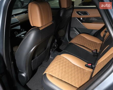 Синій Ленд Ровер Рендж Ровер Велар, об'ємом двигуна 5 л та пробігом 114 тис. км за 75000 $, фото 26 на Automoto.ua