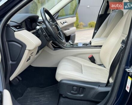 Синий Ленд Ровер Рендж Ровер Велар, объемом двигателя 2 л и пробегом 99 тыс. км за 52800 $, фото 30 на Automoto.ua