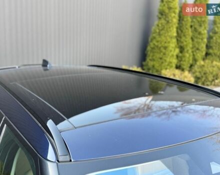 Синий Ленд Ровер Рендж Ровер Велар, объемом двигателя 2 л и пробегом 99 тыс. км за 52800 $, фото 15 на Automoto.ua