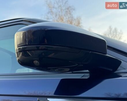 Синий Ленд Ровер Рендж Ровер Велар, объемом двигателя 2 л и пробегом 99 тыс. км за 52800 $, фото 21 на Automoto.ua