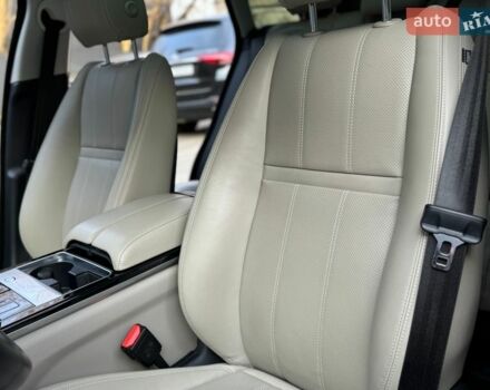 Синий Ленд Ровер Рендж Ровер Велар, объемом двигателя 2 л и пробегом 99 тыс. км за 52800 $, фото 33 на Automoto.ua