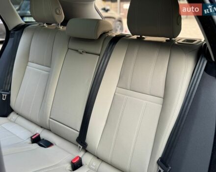 Синий Ленд Ровер Рендж Ровер Велар, объемом двигателя 2 л и пробегом 99 тыс. км за 52800 $, фото 39 на Automoto.ua