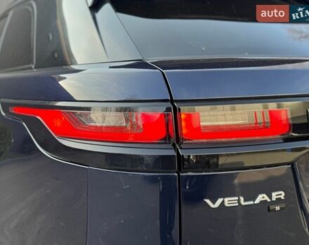 Синий Ленд Ровер Рендж Ровер Велар, объемом двигателя 2 л и пробегом 99 тыс. км за 52800 $, фото 18 на Automoto.ua