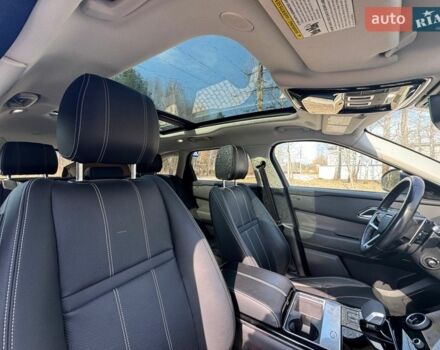 Синий Ленд Ровер Рендж Ровер Велар, объемом двигателя 2 л и пробегом 103 тыс. км за 36500 $, фото 12 на Automoto.ua