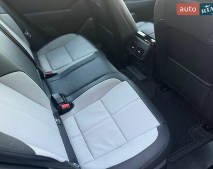 Синій Ленд Ровер Рендж Ровер Велар, об'ємом двигуна 3 л та пробігом 7 тис. км за 89983 $, фото 22 на Automoto.ua