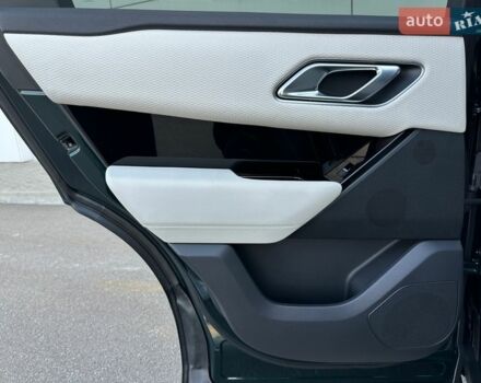 Зеленый Ленд Ровер Рендж Ровер Велар, объемом двигателя 2 л и пробегом 65 тыс. км за 55900 $, фото 19 на Automoto.ua