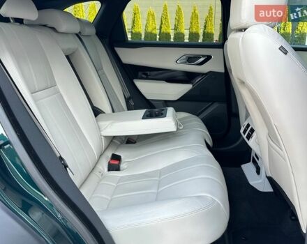 Зеленый Ленд Ровер Рендж Ровер Велар, объемом двигателя 2 л и пробегом 65 тыс. км за 55900 $, фото 27 на Automoto.ua