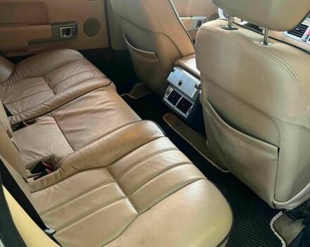 Белый Ленд Ровер Рендж Ровер, объемом двигателя 4.4 л и пробегом 440 тыс. км за 4500 $, фото 2 на Automoto.ua