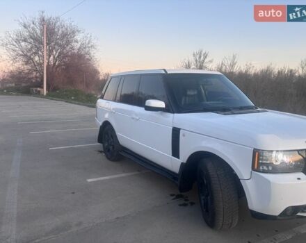 Білий Ленд Ровер Рендж Ровер, об'ємом двигуна 4.4 л та пробігом 400 тис. км за 8999 $, фото 1 на Automoto.ua