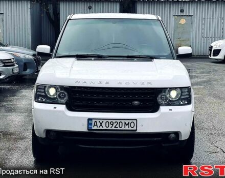 Білий Ленд Ровер Рендж Ровер, об'ємом двигуна 4.4 л та пробігом 320 тис. км за 9999 $, фото 4 на Automoto.ua