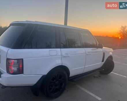 Білий Ленд Ровер Рендж Ровер, об'ємом двигуна 4.4 л та пробігом 400 тис. км за 8999 $, фото 2 на Automoto.ua