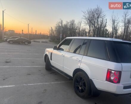 Білий Ленд Ровер Рендж Ровер, об'ємом двигуна 4.4 л та пробігом 400 тис. км за 8999 $, фото 3 на Automoto.ua