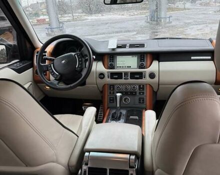 Білий Ленд Ровер Рендж Ровер, об'ємом двигуна 4.2 л та пробігом 303 тис. км за 10999 $, фото 16 на Automoto.ua