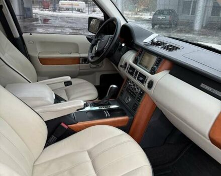 Білий Ленд Ровер Рендж Ровер, об'ємом двигуна 4.2 л та пробігом 303 тис. км за 10999 $, фото 12 на Automoto.ua