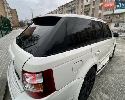 Білий Ленд Ровер Рендж Ровер, об'ємом двигуна 2.7 л та пробігом 194 тис. км за 11500 $, фото 13 на Automoto.ua