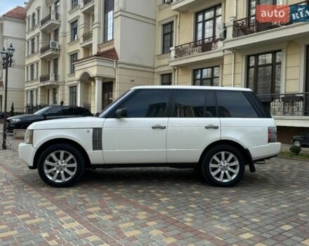 Білий Ленд Ровер Рендж Ровер, об'ємом двигуна 4.2 л та пробігом 250 тис. км за 8000 $, фото 7 на Automoto.ua