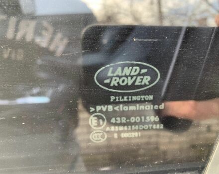 Білий Ленд Ровер Рендж Ровер, об'ємом двигуна 4.2 л та пробігом 246 тис. км за 7793 $, фото 8 на Automoto.ua