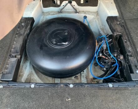 Білий Ленд Ровер Рендж Ровер, об'ємом двигуна 4.2 л та пробігом 246 тис. км за 7793 $, фото 11 на Automoto.ua