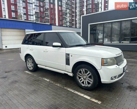 Білий Ленд Ровер Рендж Ровер, об'ємом двигуна 3.6 л та пробігом 382 тис. км за 8500 $, фото 5 на Automoto.ua