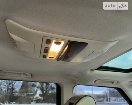 Белый Ленд Ровер Рендж Ровер, объемом двигателя 4.2 л и пробегом 182 тыс. км за 11300 $, фото 37 на Automoto.ua