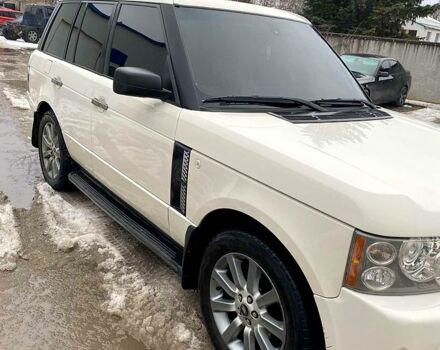 Білий Ленд Ровер Рендж Ровер, об'ємом двигуна 4.2 л та пробігом 26100 тис. км за 13000 $, фото 3 на Automoto.ua
